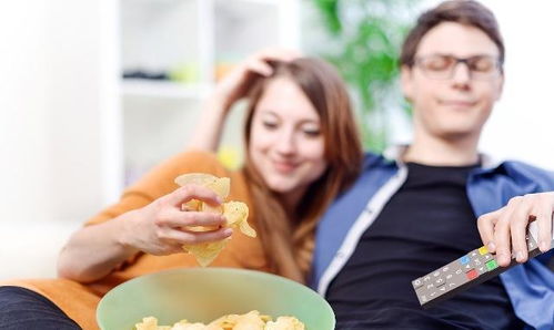 胆结石是中年人高发疾病,归根到底,可能与这4个因素有关